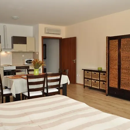 Tisza Palota Apartman