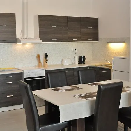 Tisza Palota Apartment Szegedin
